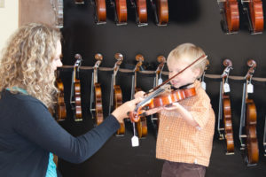 Little Violin Shopper